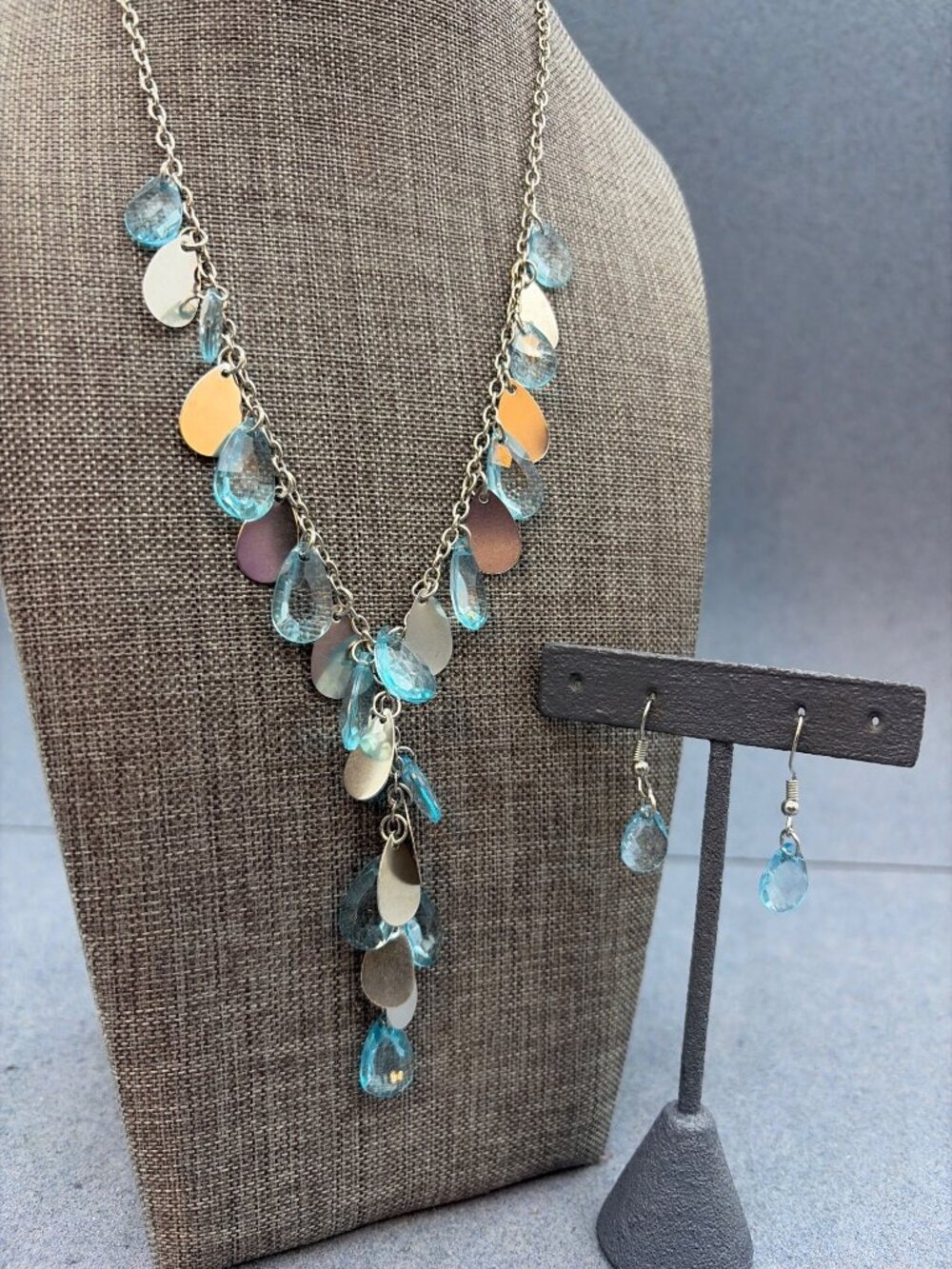 Teardrop Y-Drop Necklace Earrings Set 17 In Silver Chain Aqua Blue Discs Elegant